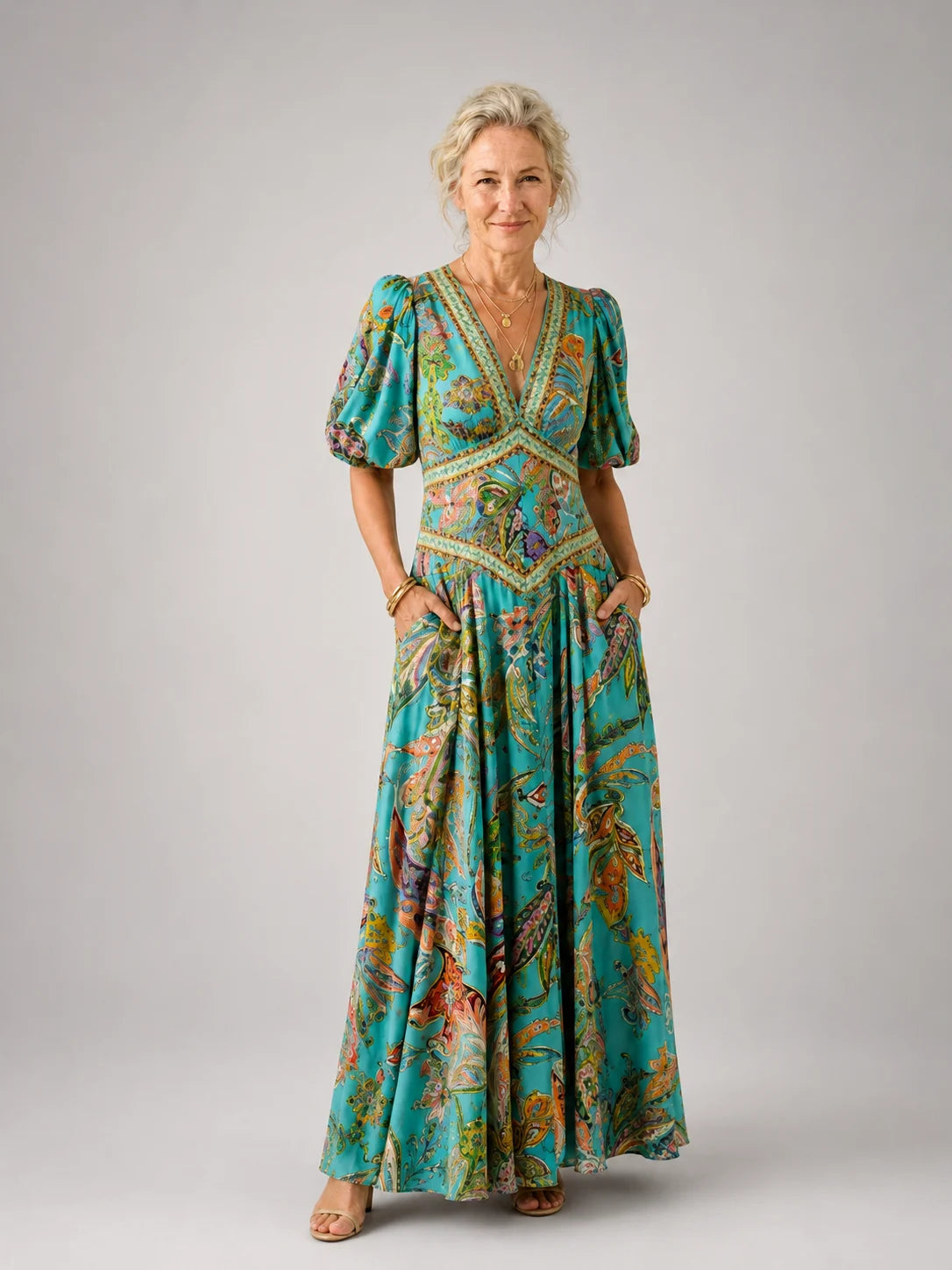 Airy maxi dress with puff sleeves and V-neck