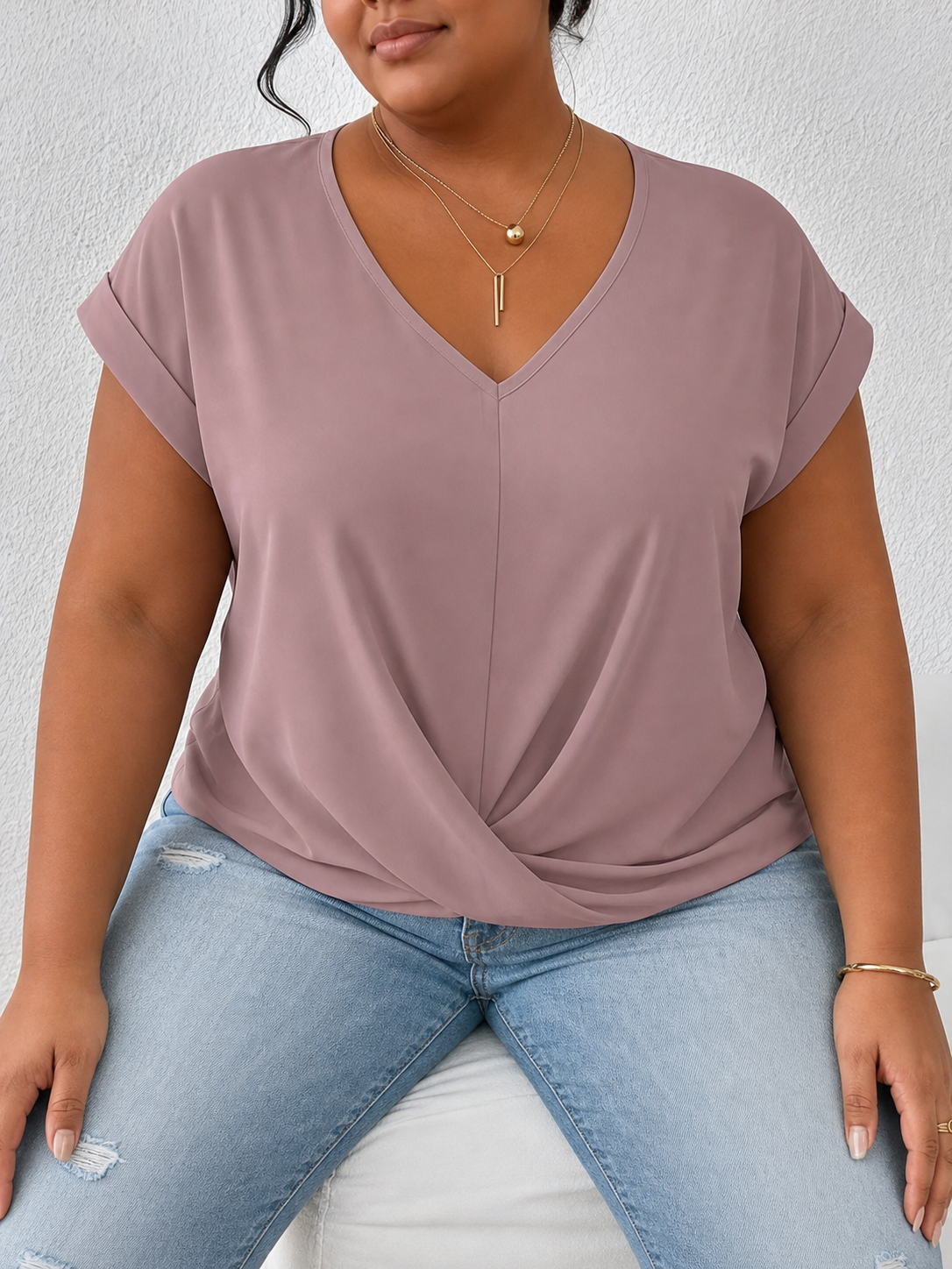 BELLA | Classic Twist Detail V-Neck Top