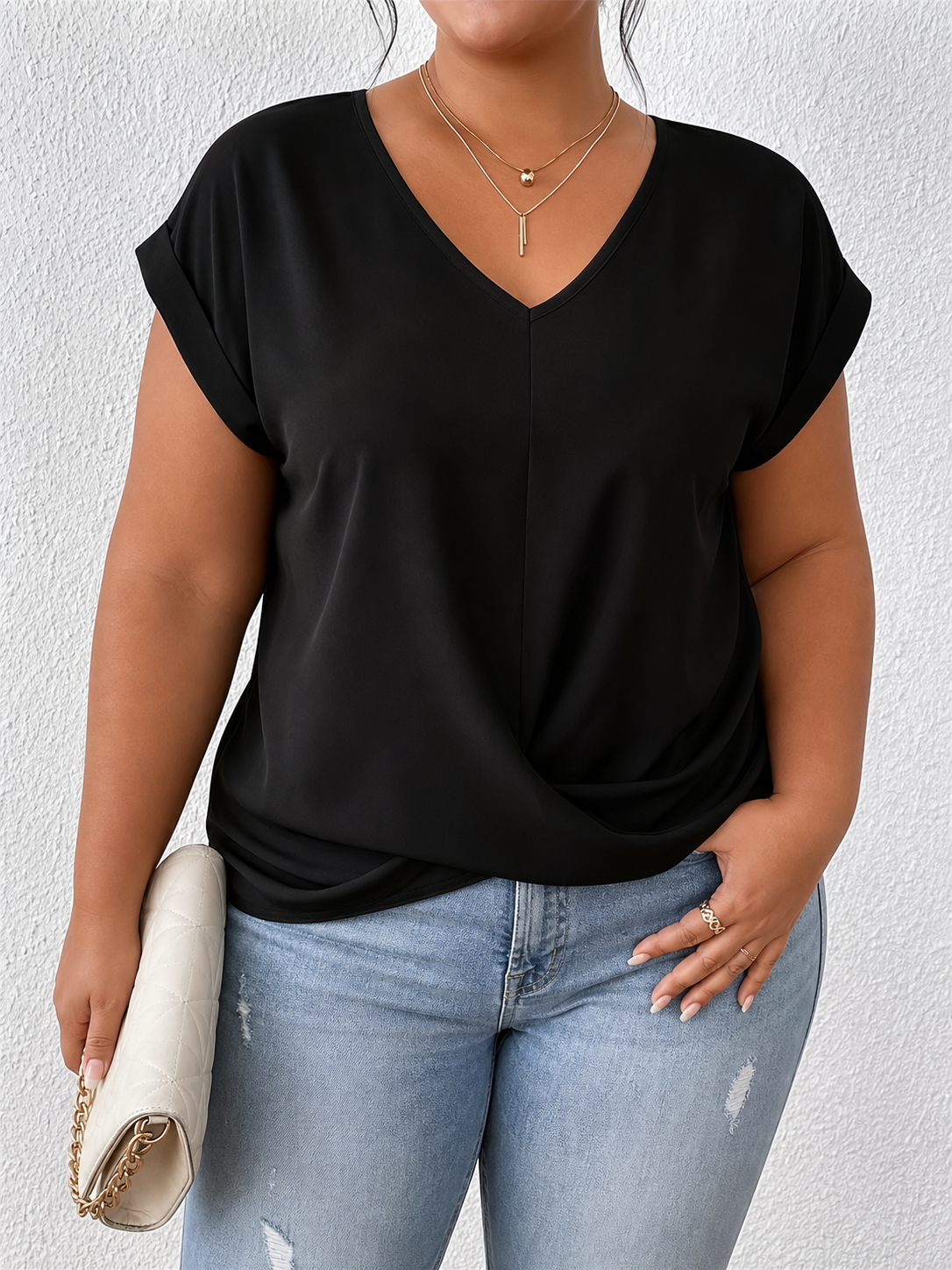 BELLA | Classic Twist Detail V-Neck Top