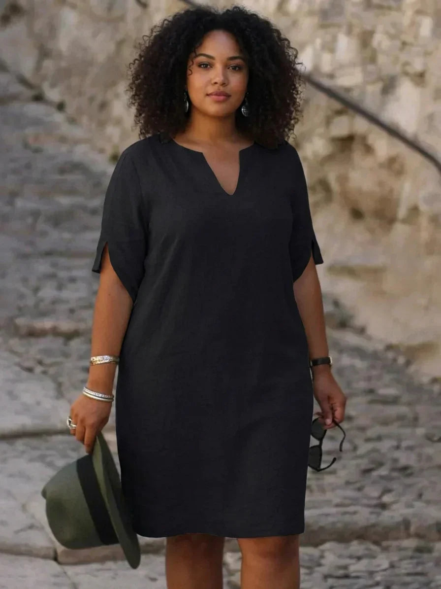 Coraline - Relaxed V-Neck Dress
